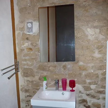 Bed & Breakfast Le Fontaine : Minis Maisons De Charme Saint-Georges-les-Baillargeaux